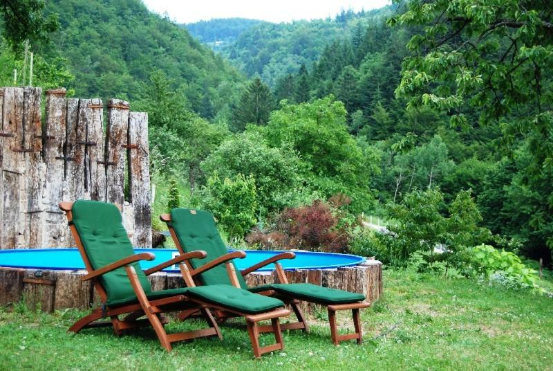 Villa Turisticna Kmetija Weiss à Miklavz pri Taboru Extérieur photo